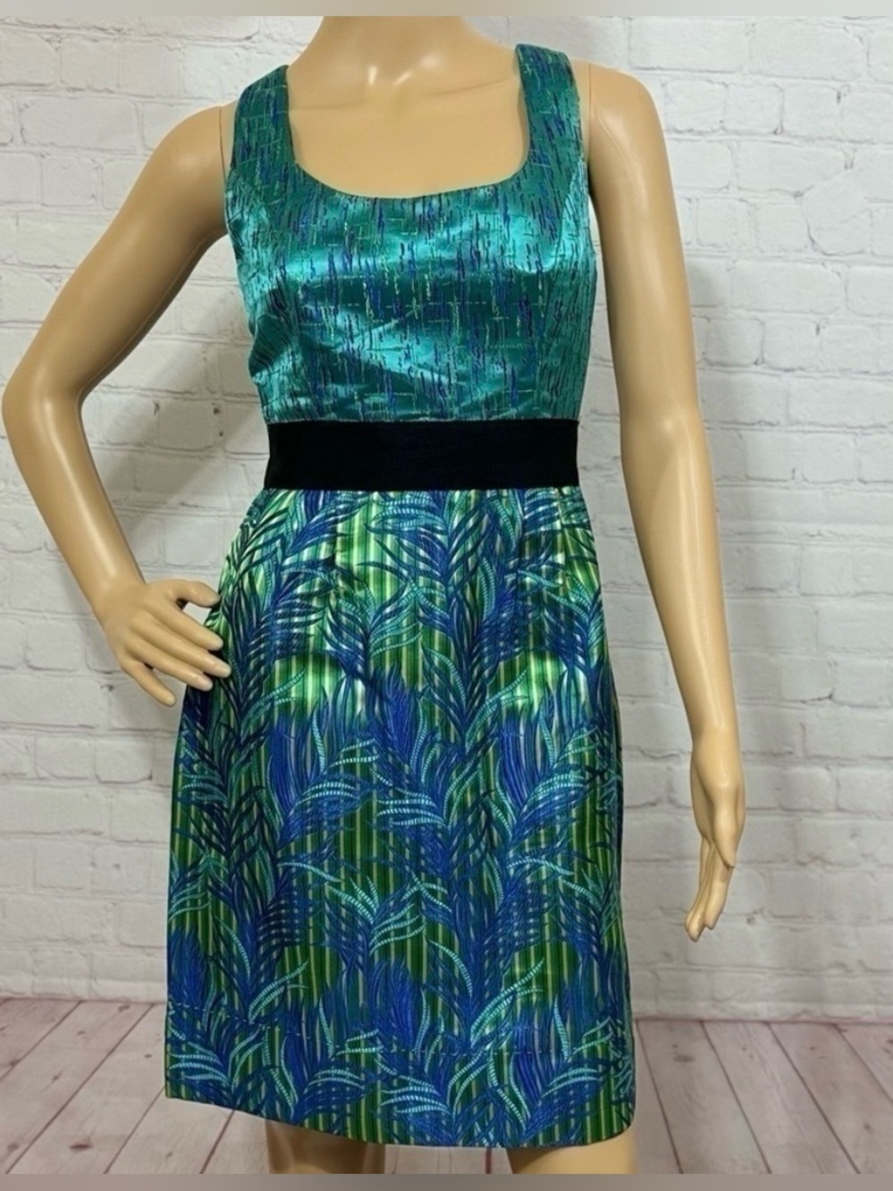 Phoebe Couture Silk Blend Peacock Dress 4 Cocktail Party Lined Embroidered